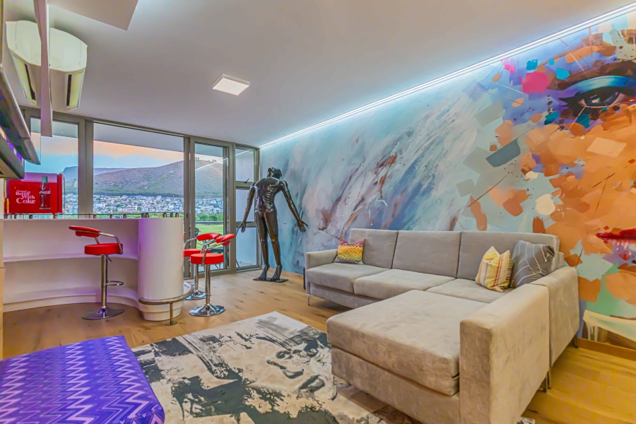 2 Bedroom Property for Sale in Mouille Point Western Cape